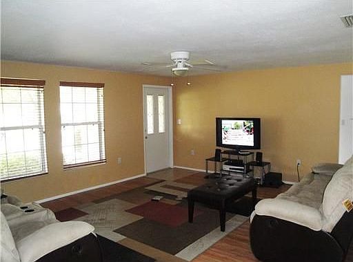 2nd image of 7211 Channelside Ln N