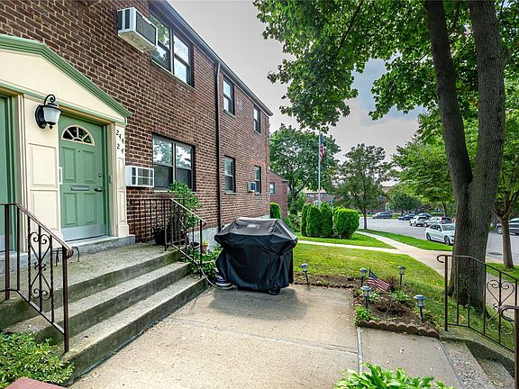 3rd image of 244-24 57th Dr