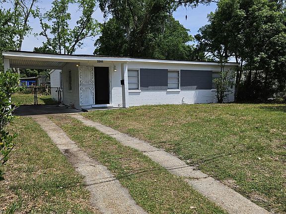 4th image of 3341 JAPONICA Road N