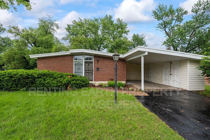 1st image of 6452 Evergreen Blvd