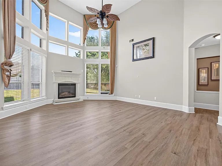 9735 Lansing Meadows Dr — Photo 9