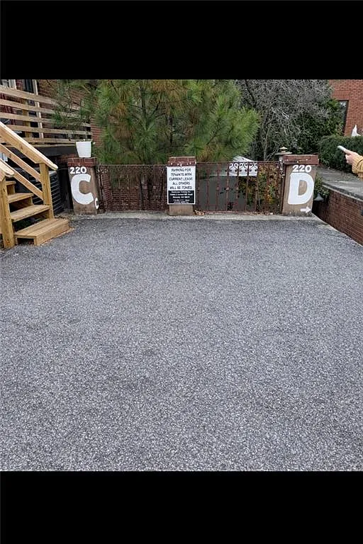 220 Sandy Springs Pl — Photo 2