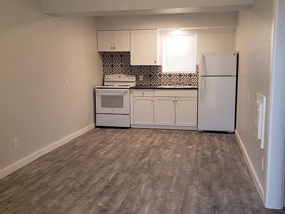 3rd image of 10654 Heizer Dr #7