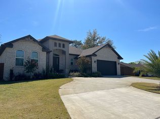 958 Vestavia Way, Gulf Breeze, FL 32563