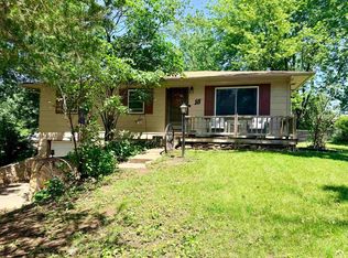18 Ithica Ct, Eudora, KS 66025
