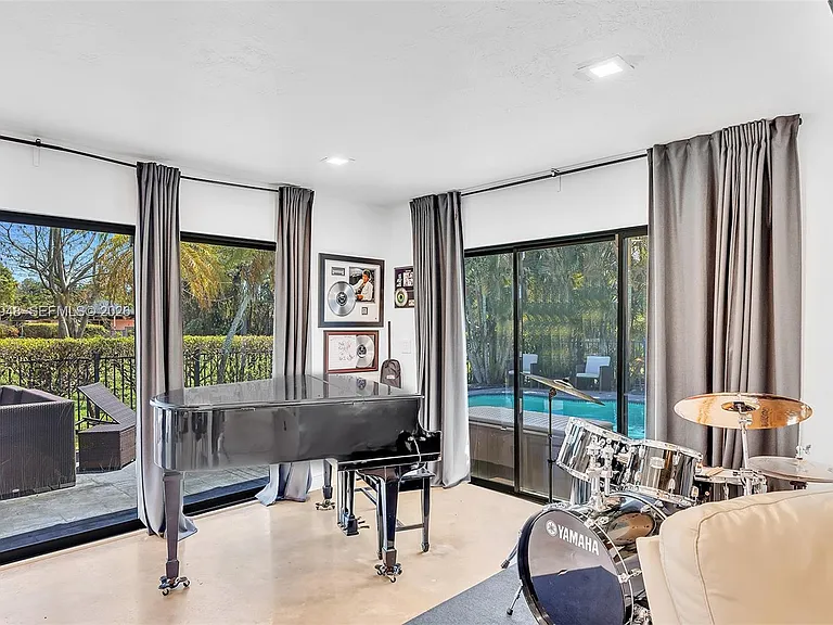 5602 S Travelers Palm Ln — Photo 31