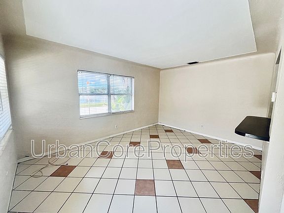 3rd image of 1601 5th St N #1A
