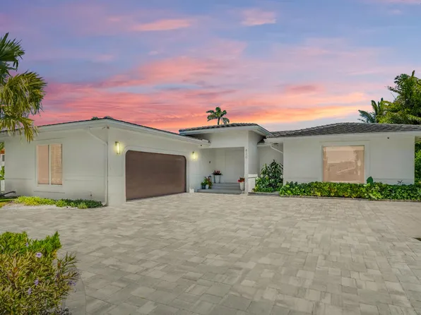 820 N Atlantic Drive, Lantana, FL 33462