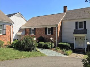 330 Cross Creek Dr APT C, Mount Airy, NC 27030