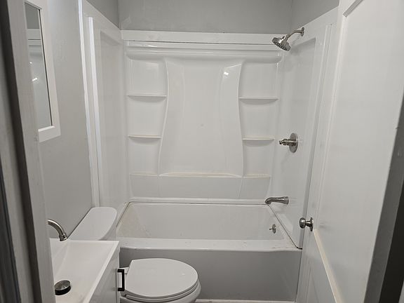 3rd image of 7314 Ridgeview Rd