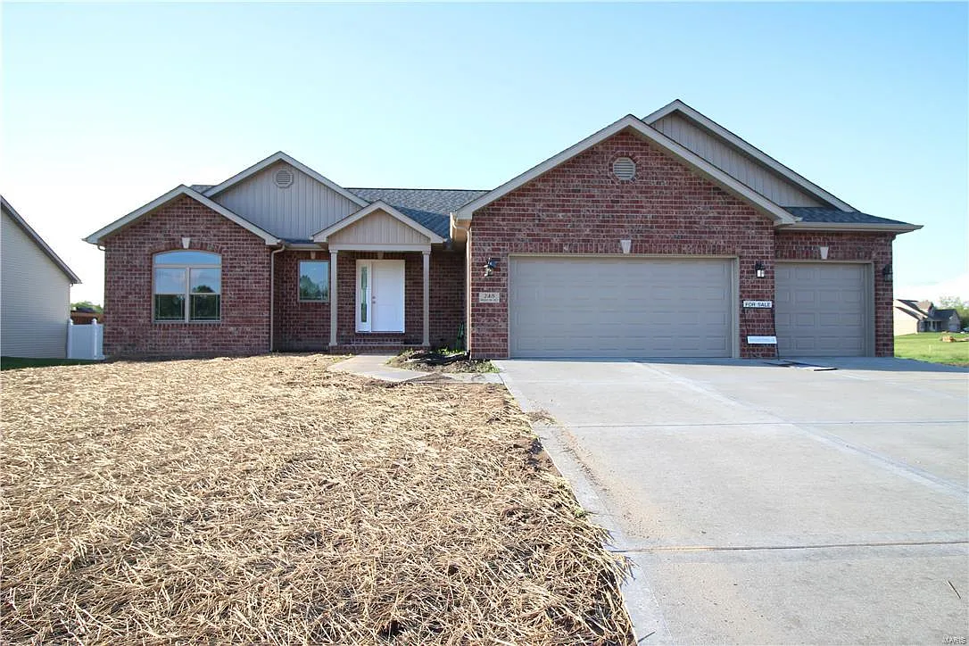 248 Emerald Way photo 1