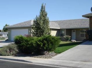 1301 SW Suzanne Ct, Hermiston, OR 97838