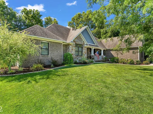 1305 Greenstone Ct, Danville, IN 46122