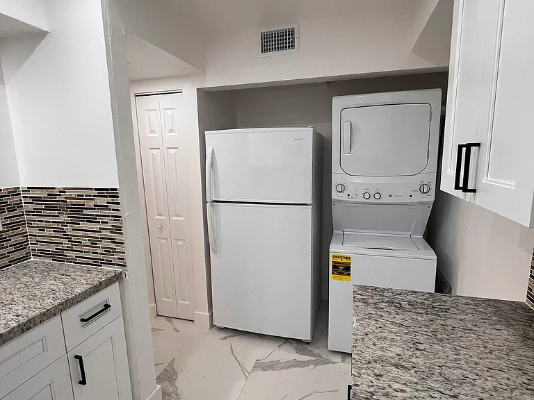 14931 SW 82nd Ter #307 — Photo 7