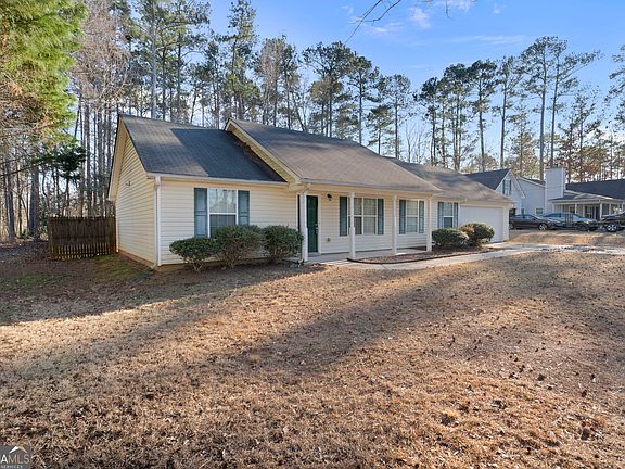 3rd image of 100 Holloway Rd