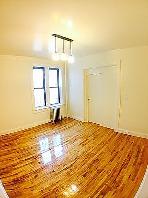 3rd image of 2114 Caton Ave #40G