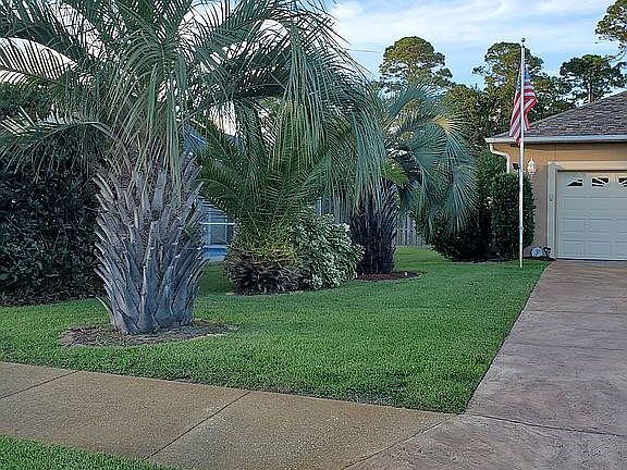 4th image of 7470 Landeira Dr
