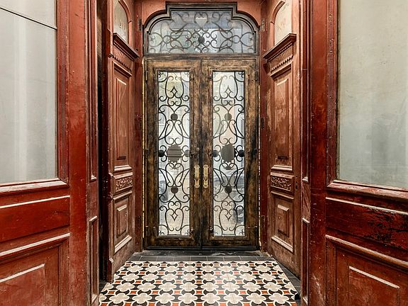 3rd image of 130 W 123rd St #4F