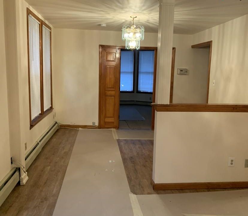 1st image of 22 Villa Ave #1