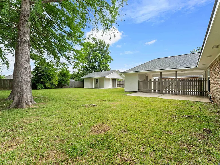 5431 Charing Way Ave — Photo 11
