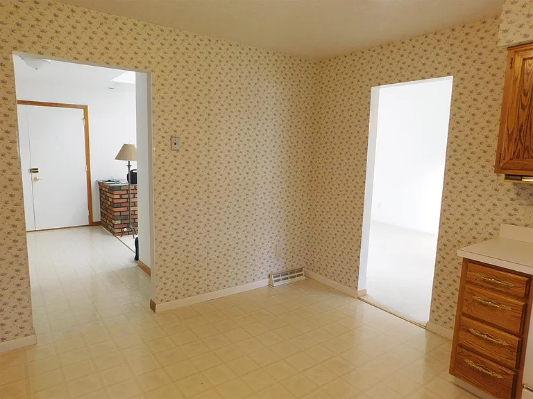 269 Fawnwood Dr — Photo 10