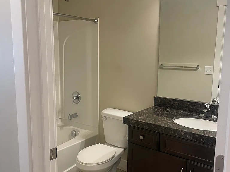 12727 Meadow Run Ct — Photo 10