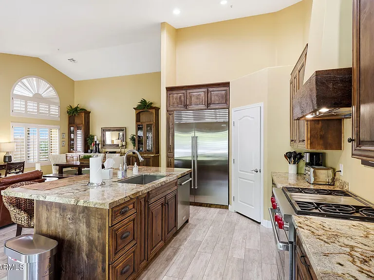 7642 E Hartford Dr — Photo 13