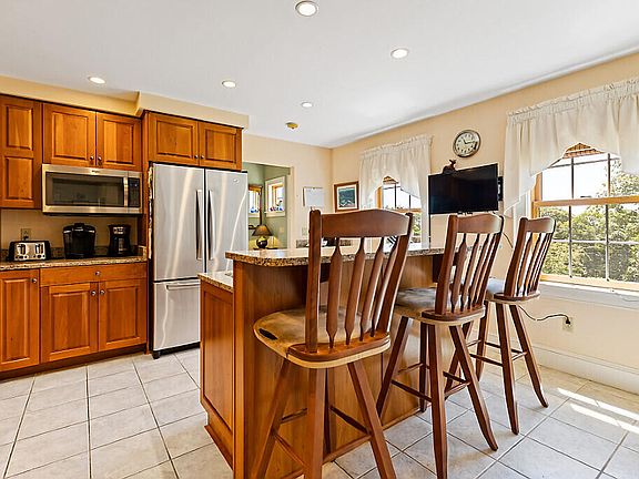 3rd image of 161 Cain Hill Road