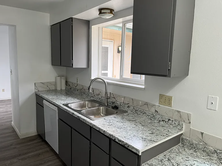 1426 Centennial Dr #1426 — Photo 8