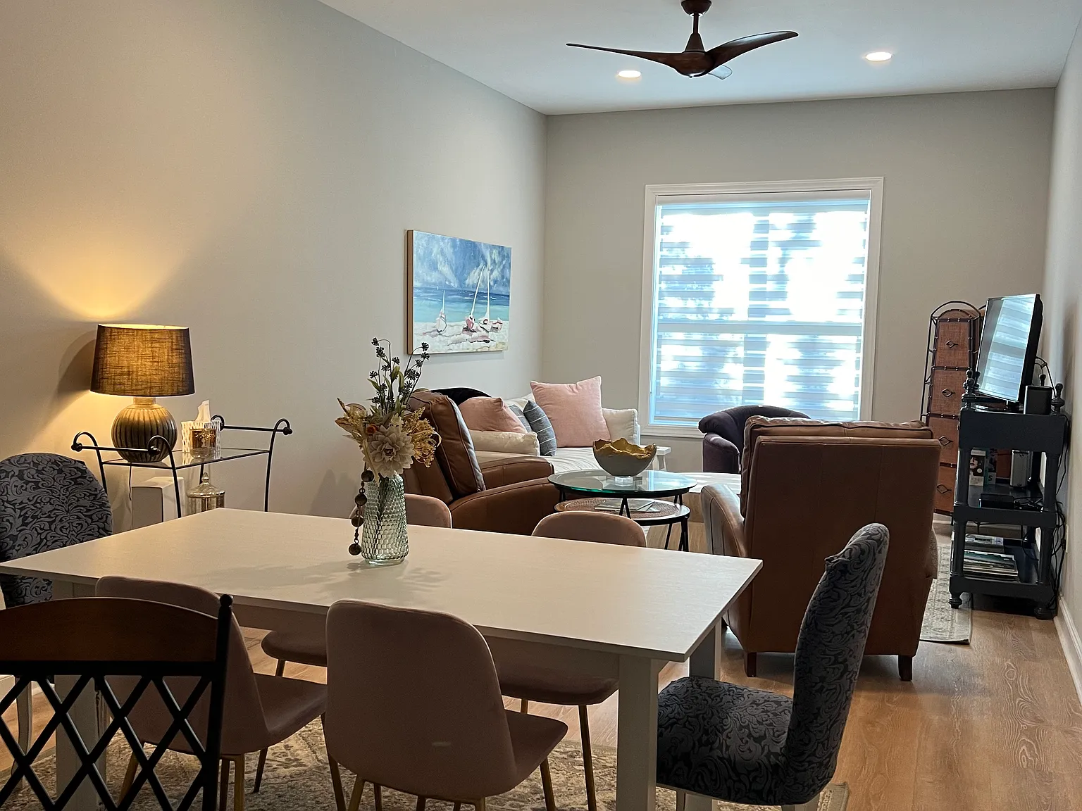 2 bed, 1187 sqft, $2,600 — Photo 3