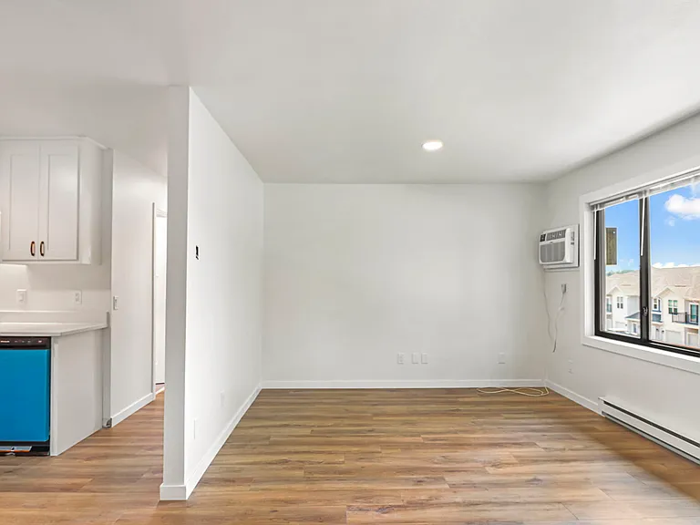 117 Washburn Rd — Photo 28
