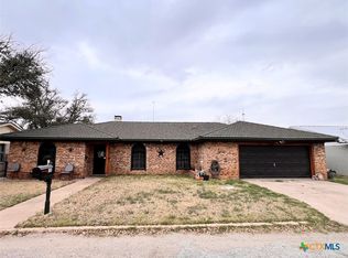 108 Ea St, Ballinger, TX 76821