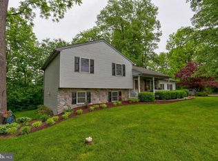 3664 Elizabethtown Rd, Manheim, PA 17545