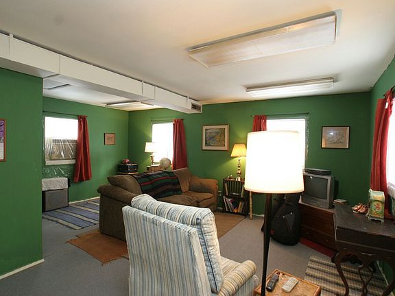 3rd image of 1119 Xenia Ave
