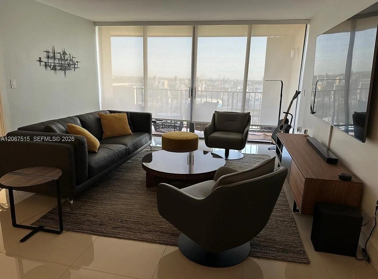 Palm Beach House Condo — Photo 3