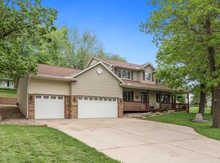 6190 White Dr, Prior Lake, MN 55372