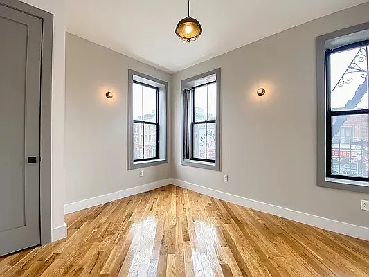 Rented by Coroi Corp | media 1