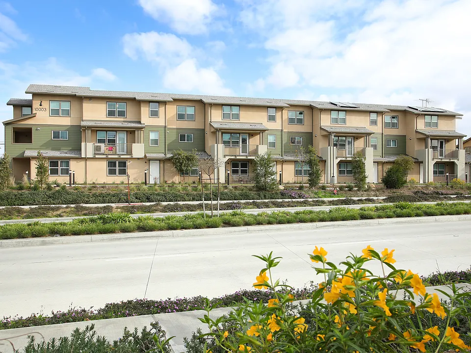 Baldwin Rose Apartments