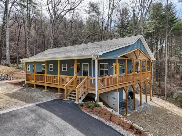 100 Summit Way, Blairsville, GA 30512