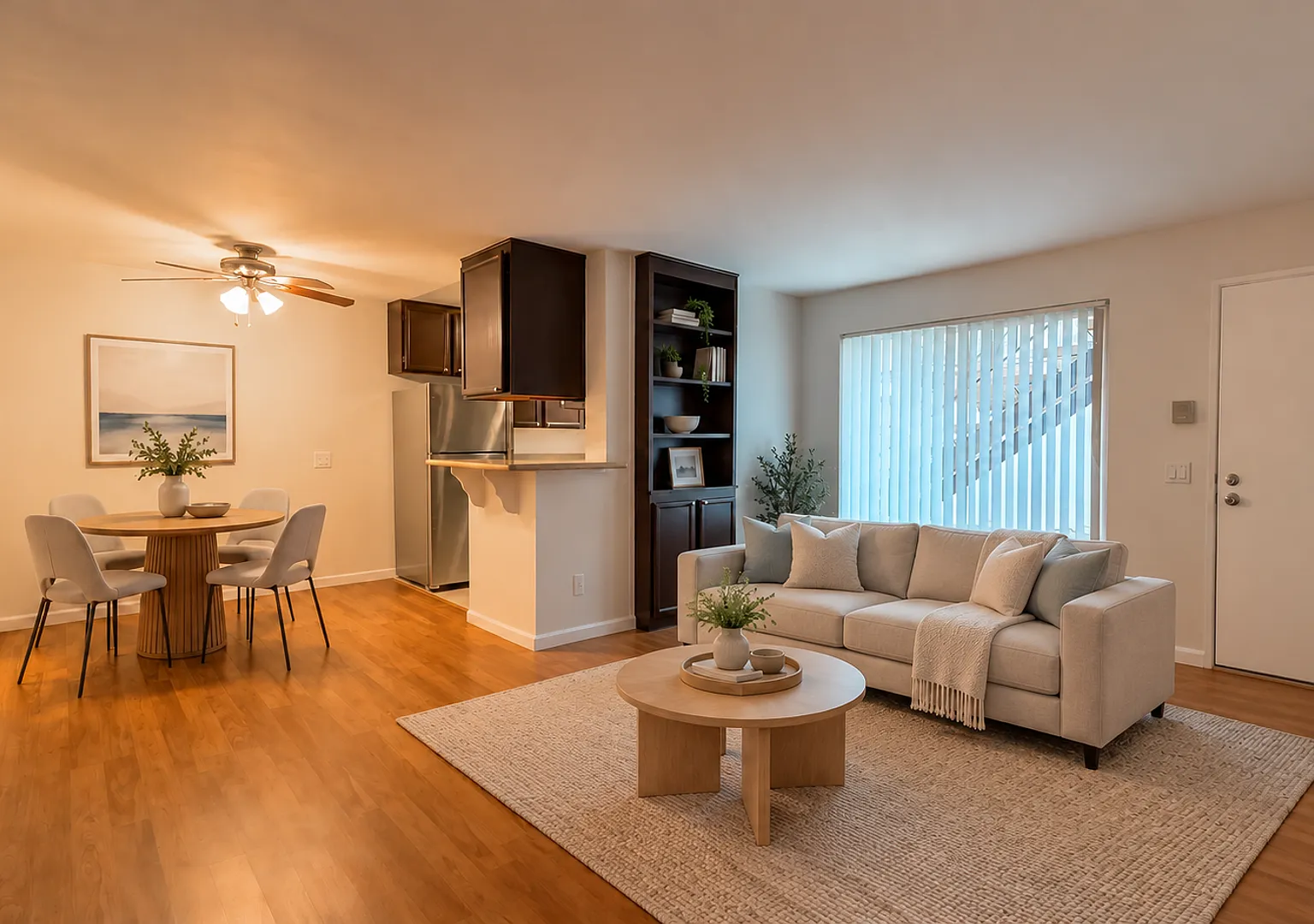 North Park - Renovated Apartment w/ Patio and Parking — Photo 4