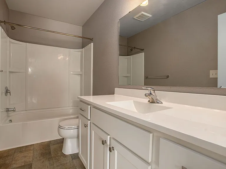 3054 Ivy Wood Cir — Photo 6