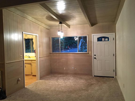 2nd image of 365 Brook Ln