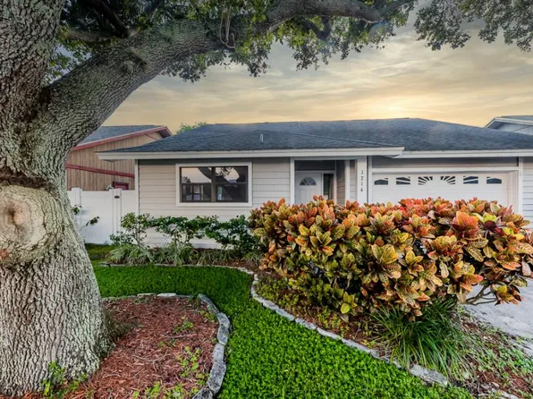 1714 Whispering Dr E, Largo, FL 33771