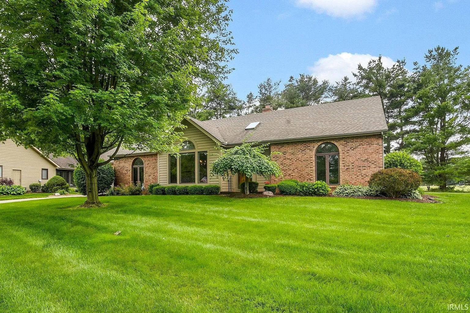 51095 Huntington Ln photo 1