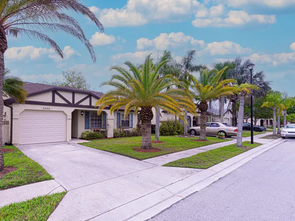 2344 SE Brekenridge Circle, Port St Lucie, FL 34952