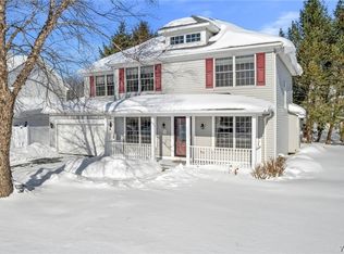 6521 White Oak Way, Lake View, NY 14085