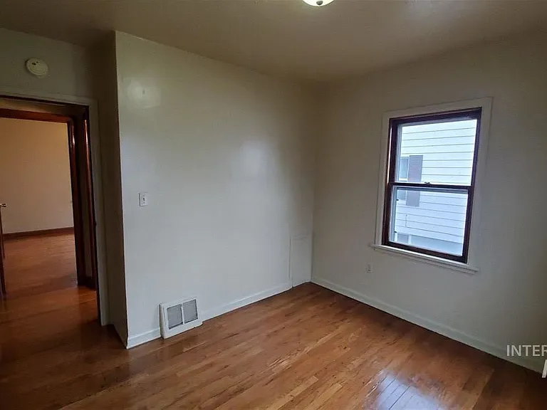 103 Fern St — Photo 6