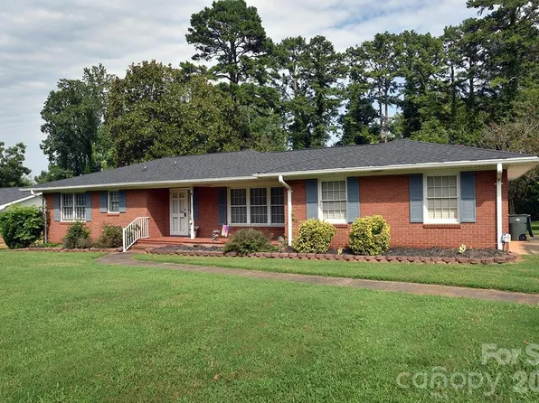 1036 Rowan Cir, Salisbury, NC 28146