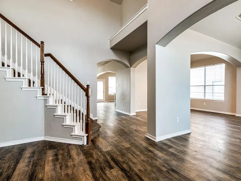 5819 Foxglove Ln — Photo 2