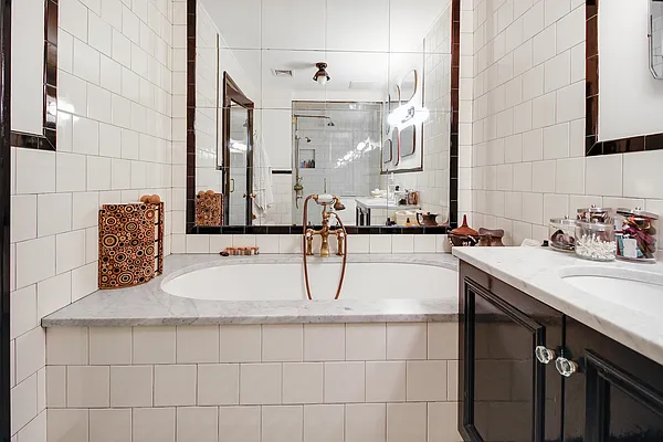 Rented by Compass | media 22